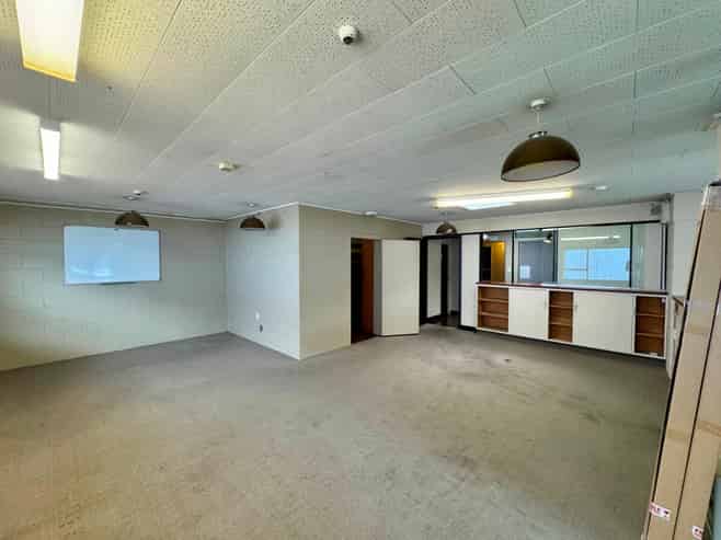 Central City Office Space: 120sqm + 5 Car Parks