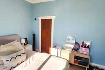 134 Seaview Road, Westown