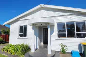 134 Seaview Road, Westown