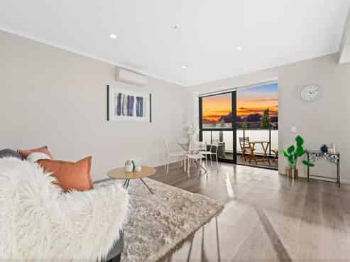 3/20 Kerewhenua Crescent, Hobsonville