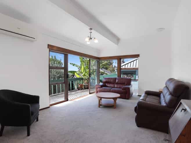 1/246 Titirangi Road, Titirangi