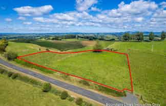 230 Waimanu Road, Pukeatua