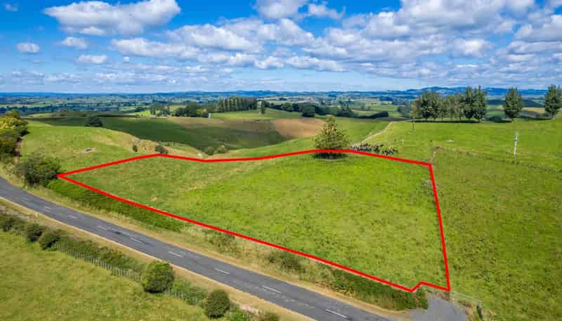 230 Waimanu Road, Pukeatua