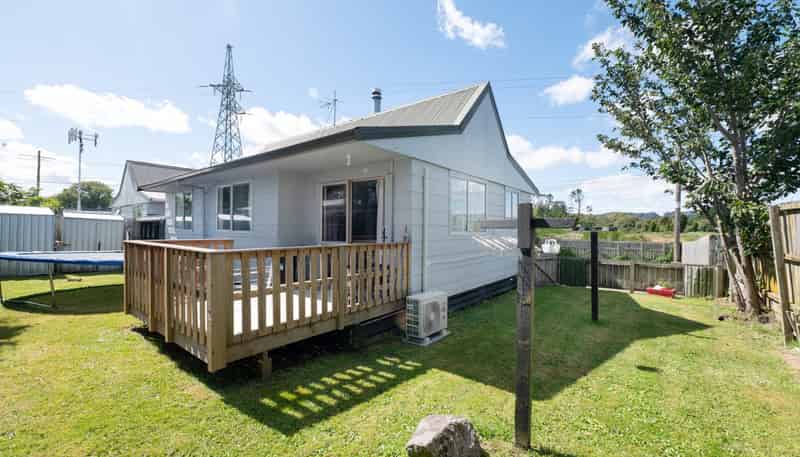 22A Thebes Street, Pomare