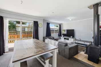 22A Thebes Street, Pomare