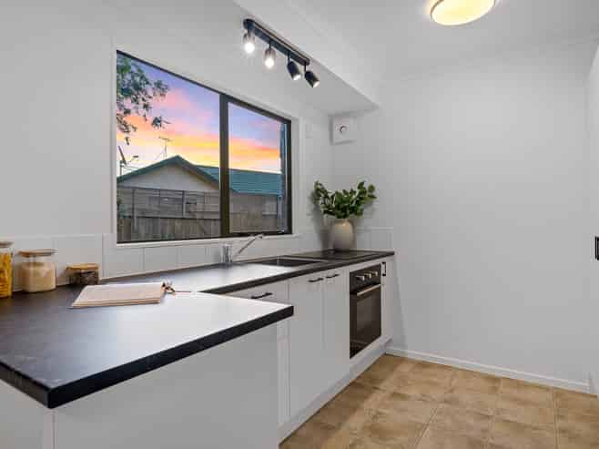 5 Portrush Lane, Takanini