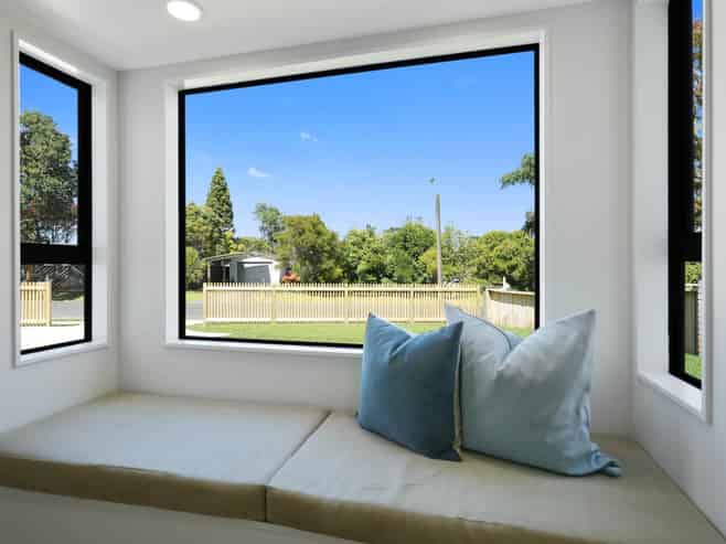 1 Awatahi Place, Greenhithe