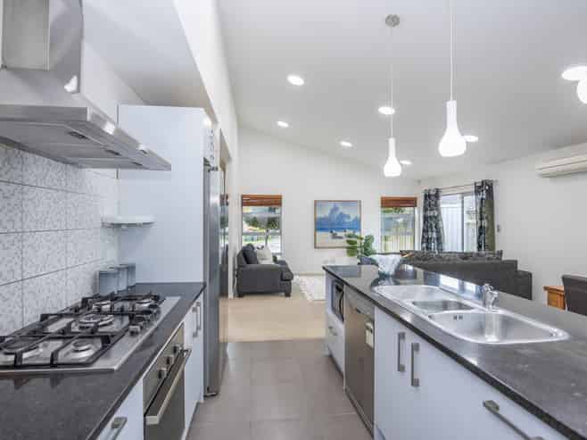 33 Chadwick Place, Rototuna