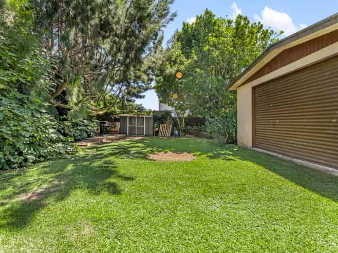 11 The Parade, Saint Heliers