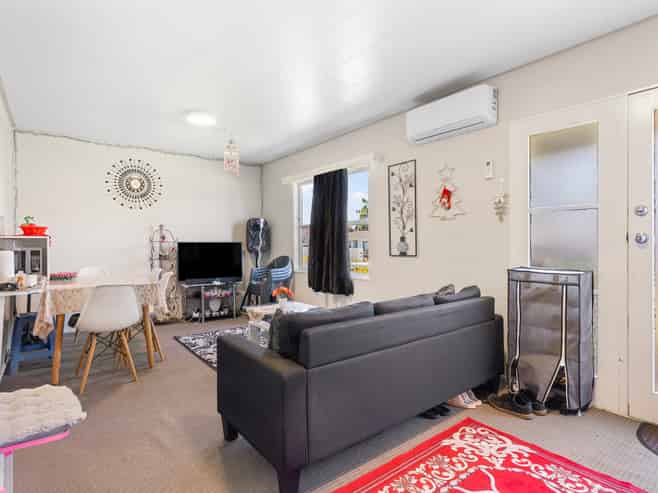 2 Kita Road, Manurewa