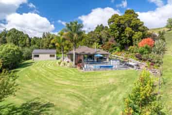 29 Waterfall Way, MAUNGATAPERE