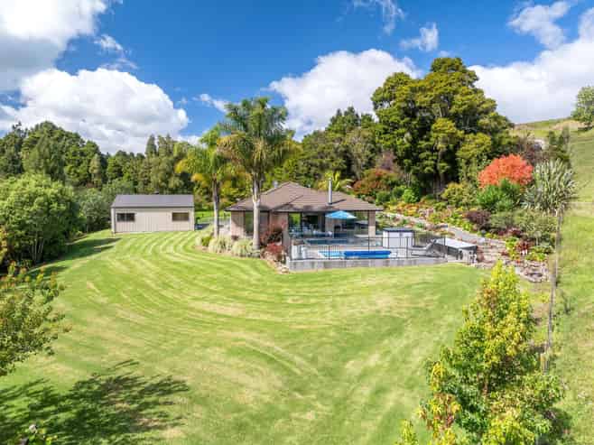 29 Waterfall Way, MAUNGATAPERE