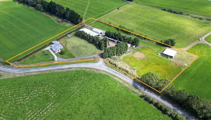 85 Cross Road, Edendale