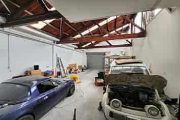 SYDENHAM HUB | Warehouse, Workshop or Mancave