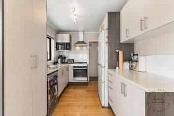 3 Staines Avenue, Mangere East