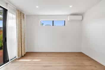 6 Manahau Lane, Flat Bush