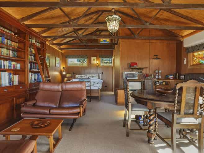 11 Monowai Road, Ravensbourne