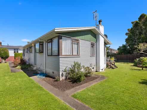 16 Grebe Street, Manurewa