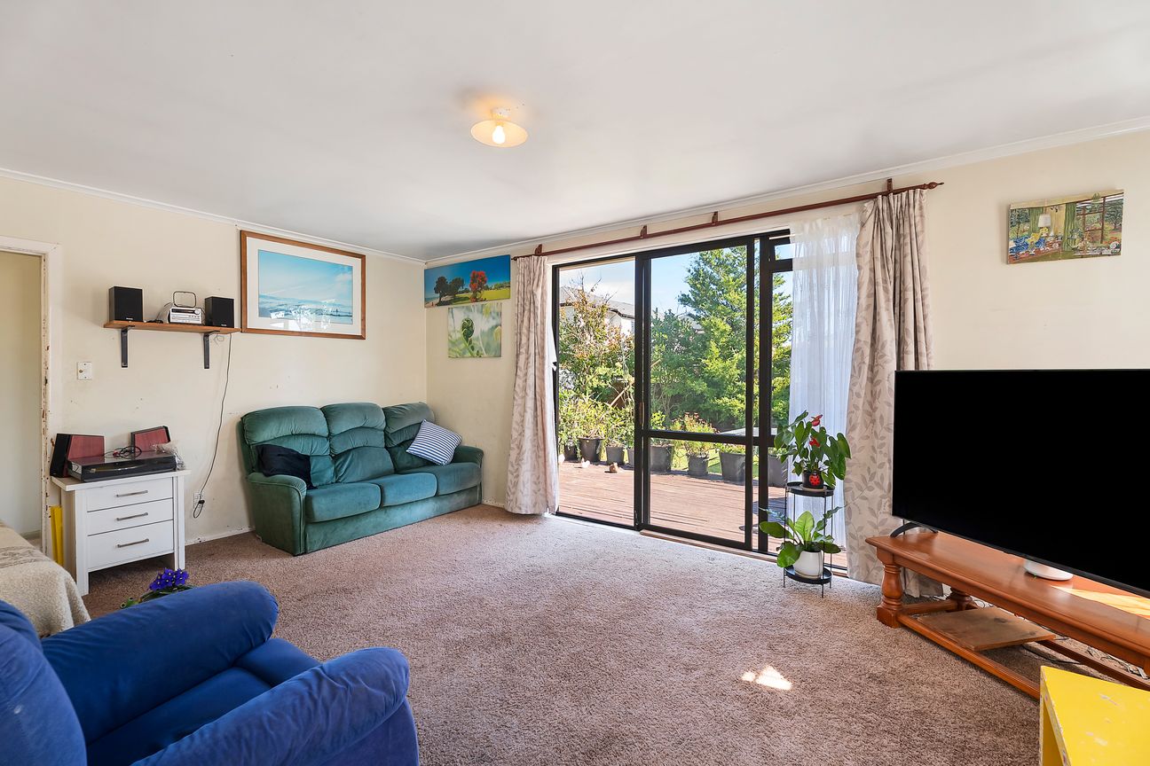 First Time on Market in 37 Years - 903 m² - Aanzicht 5