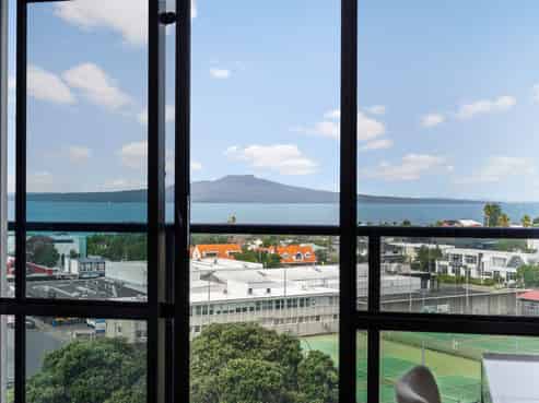 613/9 Byron Avenue, Takapuna