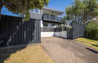 94 Oceanbeach Road, Mount Maunganui
