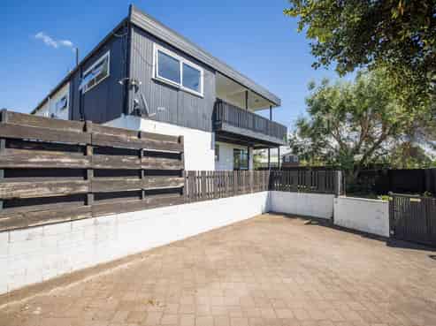 94 Oceanbeach Road, Mount Maunganui
