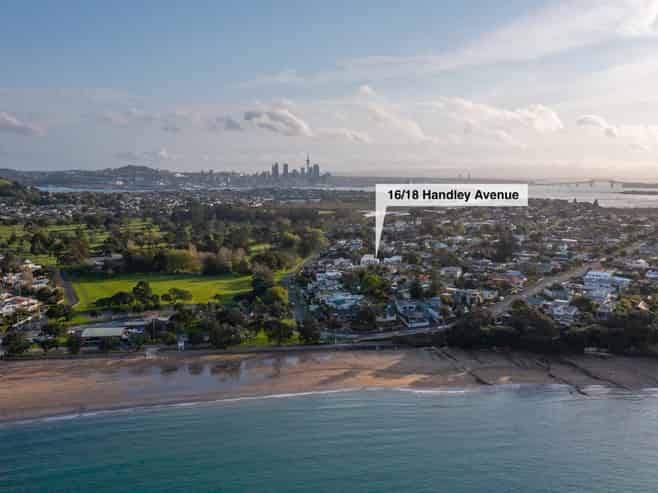 1/18 Handley Avenue, Narrow Neck