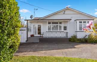 20 Aorangi Road, Paeroa