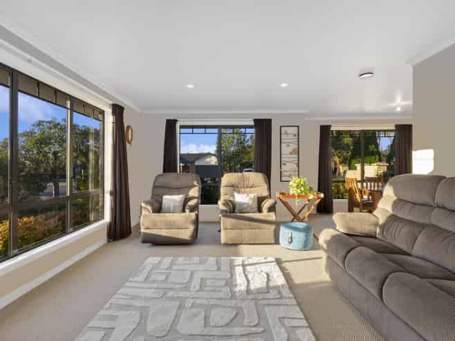 2 Cooper Crescent, Cambridge