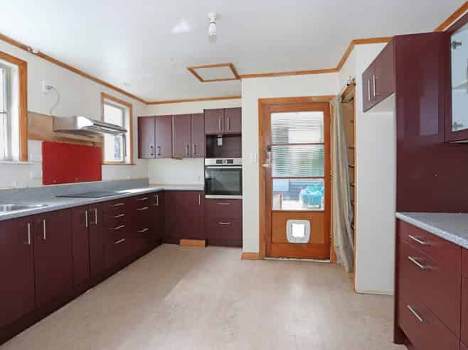 6 Station Road, Hunterville