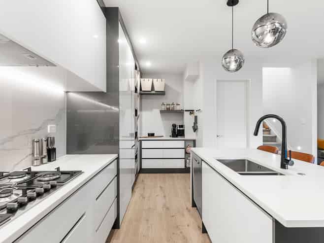 6 Teoteo Place, Flat Bush