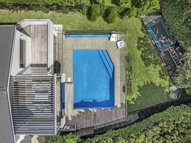 17 Mayfair Crescent, Mairangi Bay