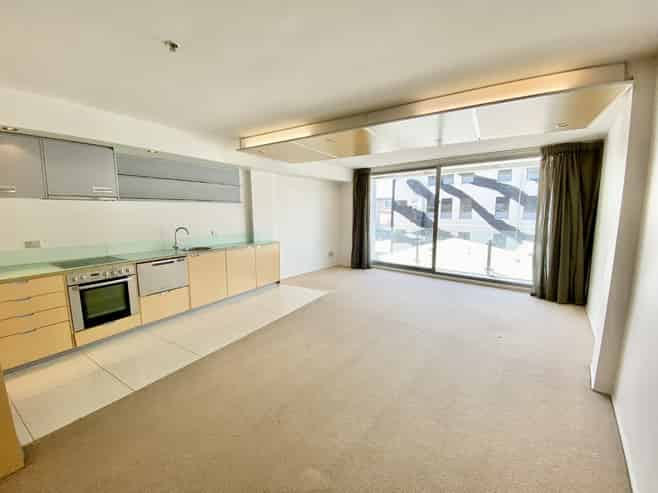 2/72-78 Tory Street, Te Aro