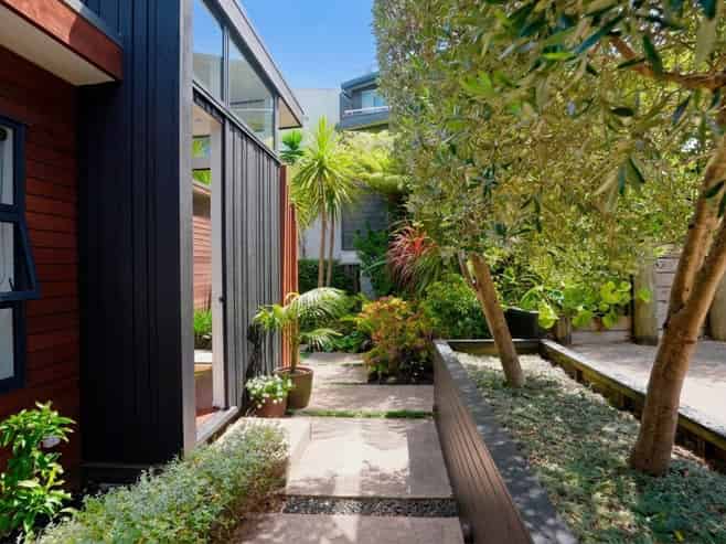 1/11 Pullum Street, Birkenhead