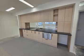 Flexible ground floor opportunity