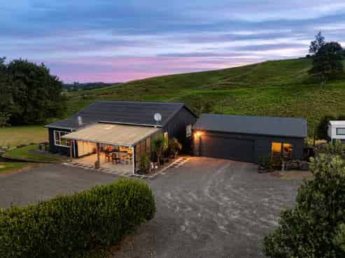 371 Esdaile Road, Whakamarama