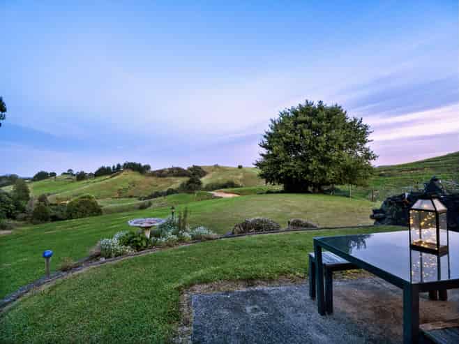 371 Esdaile Road, Whakamarama