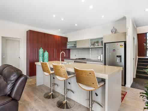 253 Hill Road, The Gardens