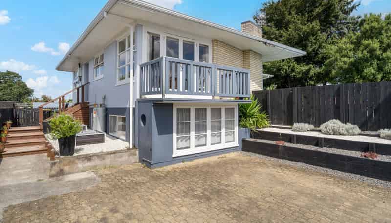 24 Thompson Street, Cambridge