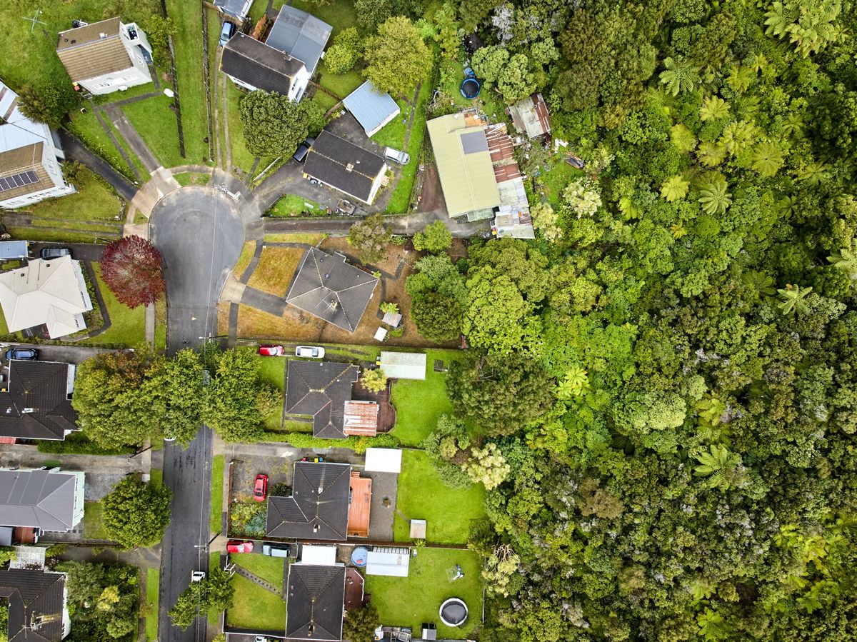 Under offer- Opportunity is knocking – pohled 3