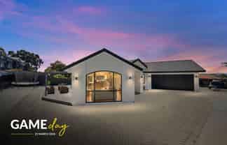 16 Norm Pellow Drive, The Gardens