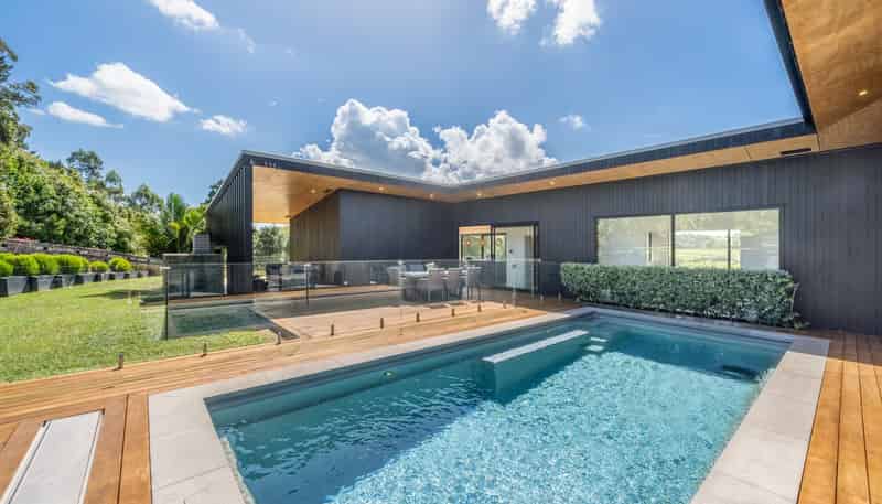 27 Brownhill Road, Whitford