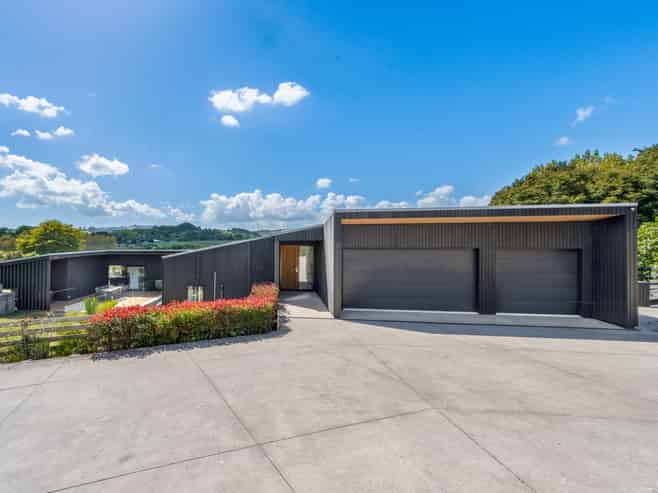 27 Brownhill Road, Whitford