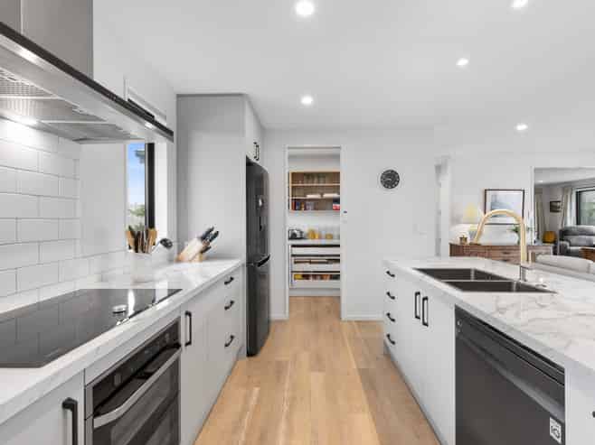 4 Shier Place, Amberley