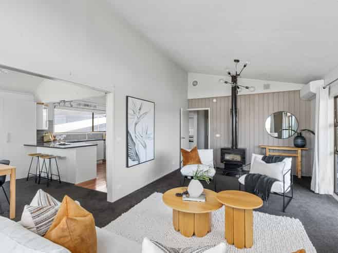 8a Orewa Heights Crescent, Orewa