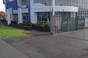 Onewa Road - Ground Floor Office/Studio 180m2