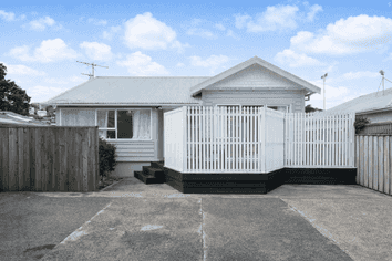 34 Park Road, Miramar