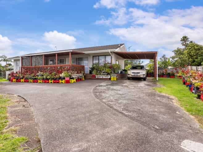 20 & 22 Ben Lora Place, Mangere East