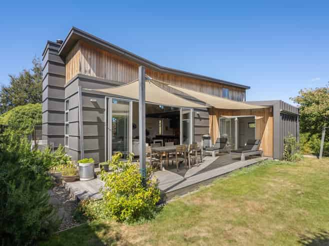 8 Pebble Lane, Wanaka