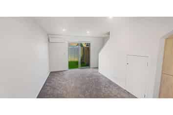 8/42 Kaikoura Street, Henderson